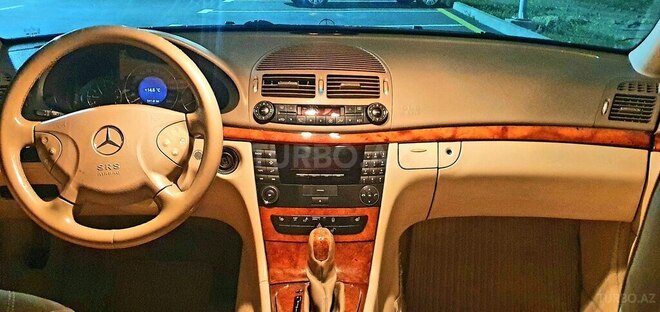 Mercedes E 220 d 2002, 319,500 km - 2.2 l - Bakı