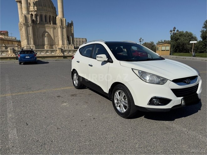 Hyundai ix35 2010, 245,000 km - 2.0 л - Bakı