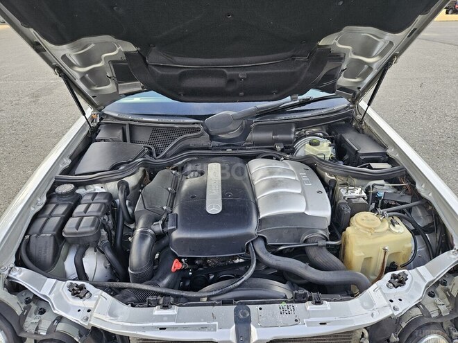 Mercedes E 220 d 2001, 335,000 km - 2.2 л - Bərdə