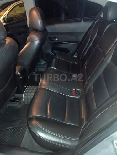 Chevrolet Cruze 2012, 291,152 km - 1.4 л - Naftalan