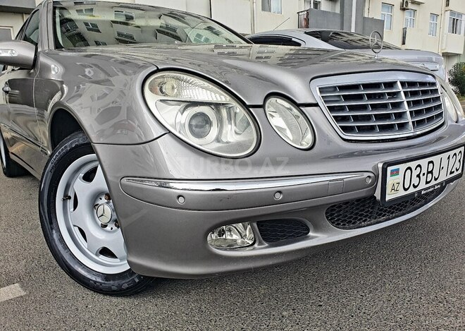 Mercedes E 220 d 2002, 319,500 km - 2.2 l - Bakı