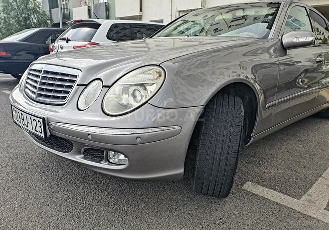 Mercedes E 220 d 2002, 319,500 km - 2.2 l - Bakı