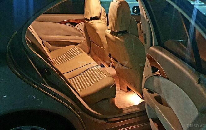 Mercedes E 220 d 2002, 319,500 km - 2.2 l - Bakı
