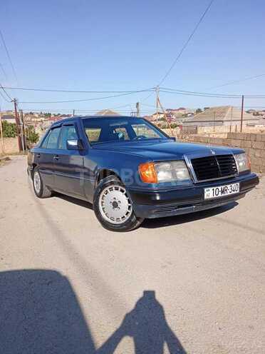 Mercedes E 200 1990, 300,000 km - 2.0 l - Bakı