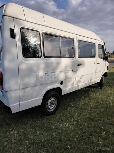 Mercedes 208 D 1994, 855,700 km - 2.3 л - Ağcabədi
