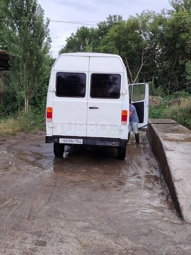 Mercedes 208 D 1994, 855,700 km - 2.3 л - Ağcabədi
