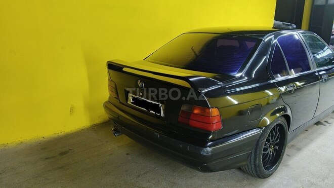 BMW 320 1993, 178,540 km - 2.0 l - Bakı