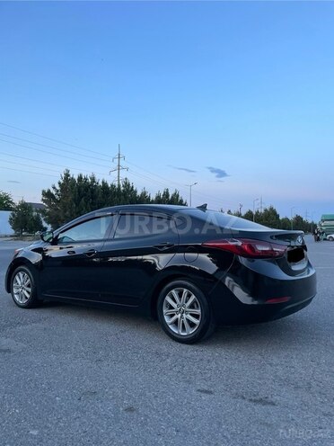 Hyundai Elantra 2015, 150,000 km - 1.8 л - Bakı