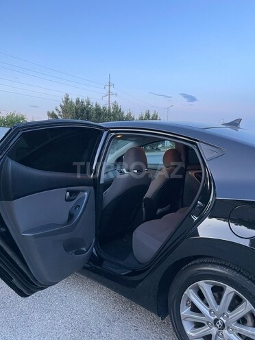 Hyundai Elantra 2015, 150,000 km - 1.8 л - Bakı