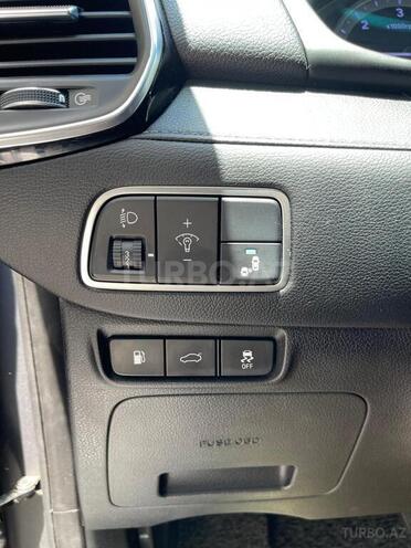 Hyundai Grandeur-15