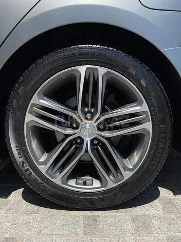 Hyundai Grandeur-17