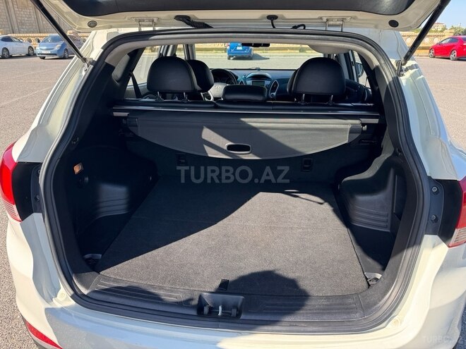Hyundai ix35 2010, 245,000 km - 2.0 л - Bakı