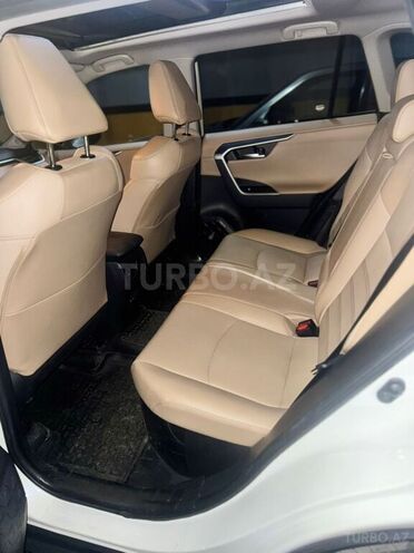 Toyota RAV4 2020, 46,000 km - 2.5 l - Bakı