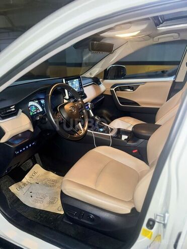 Toyota RAV4 2020, 46,000 km - 2.5 l - Bakı