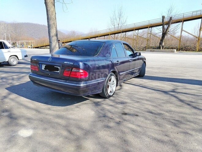 Mercedes E 240 1999, 457,600 km - 2.4 л - Qəbələ