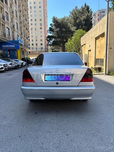 Mercedes C 180 1995, 270,000 km - 1.8 л - Bakı