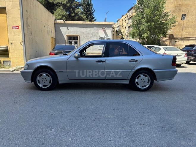 Mercedes C 180 1995, 270,000 km - 1.8 л - Bakı