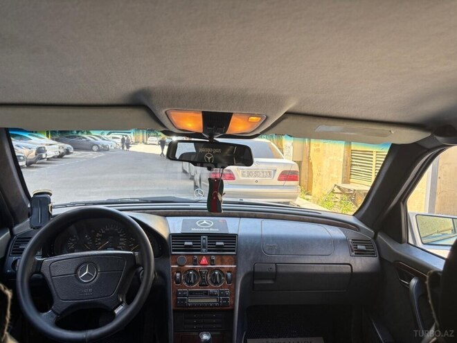 Mercedes C 180 1995, 270,000 km - 1.8 л - Bakı