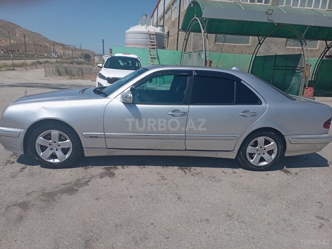 Mercedes E 220 d 2001, 558,000 km - 2.2 л - Bakı