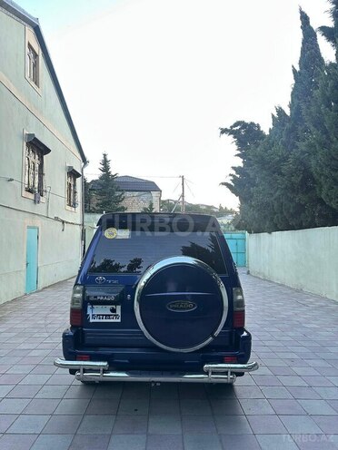 Toyota Land Cruiser Prado 2001, 300,000 km - 3.0 л - Bakı