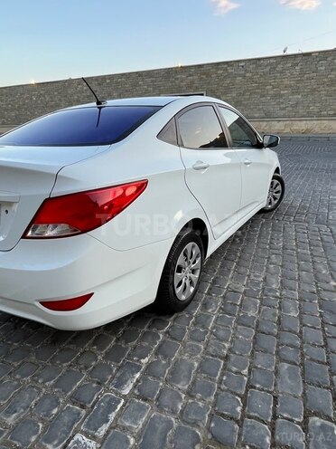 Hyundai Accent 2015, 980,126 km - 1.6 l - Bakı