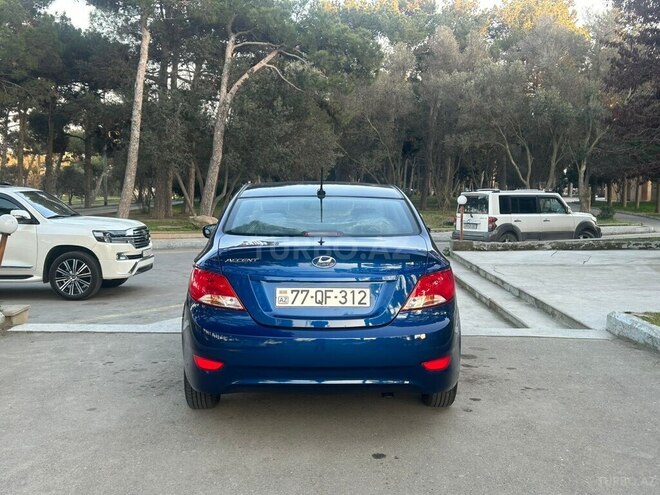 Hyundai Accent 2015, 26,000 km - 1.6 l - Bakı
