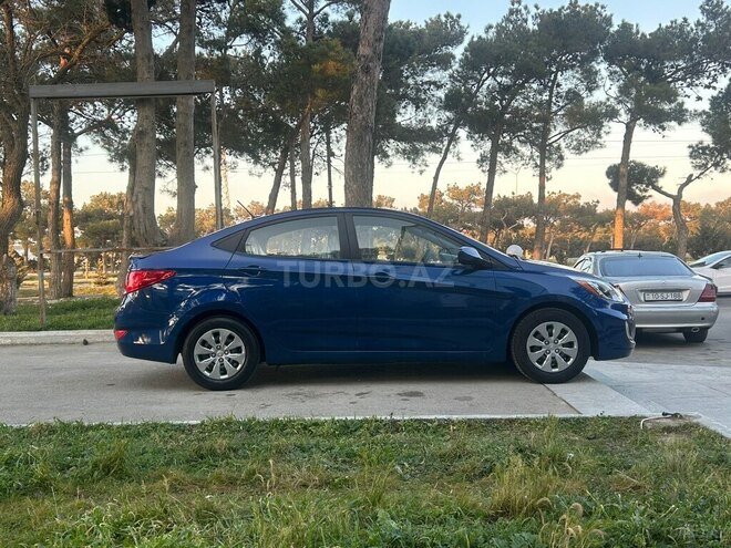 Hyundai Accent 2015, 26,000 km - 1.6 l - Bakı