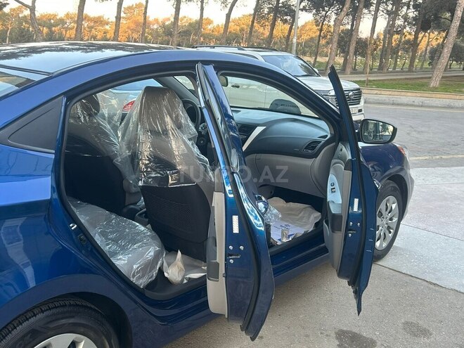 Hyundai Accent 2015, 26,000 km - 1.6 l - Bakı