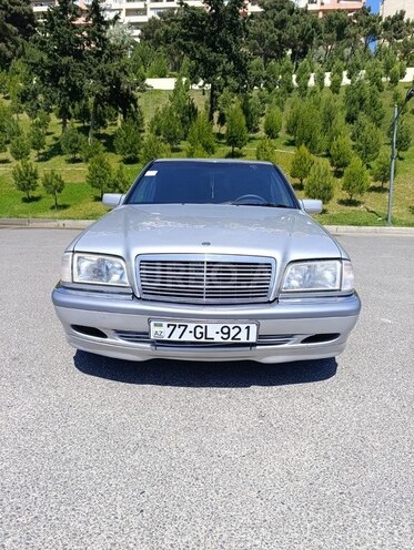 Mercedes C 240 1999, 235,000 km - 2.4 l - Bakı