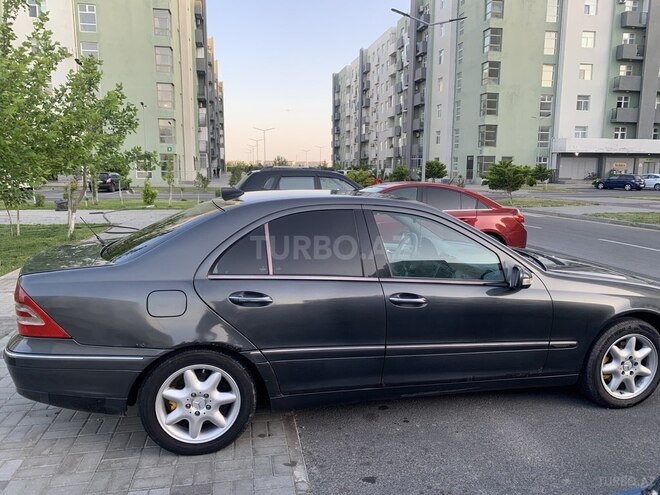 Mercedes C 200 2000, 346,000 km - 2.0 l - Bakı