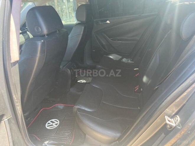 Volkswagen Passat 2005, 212,780 km - 2.0 l - Bakı