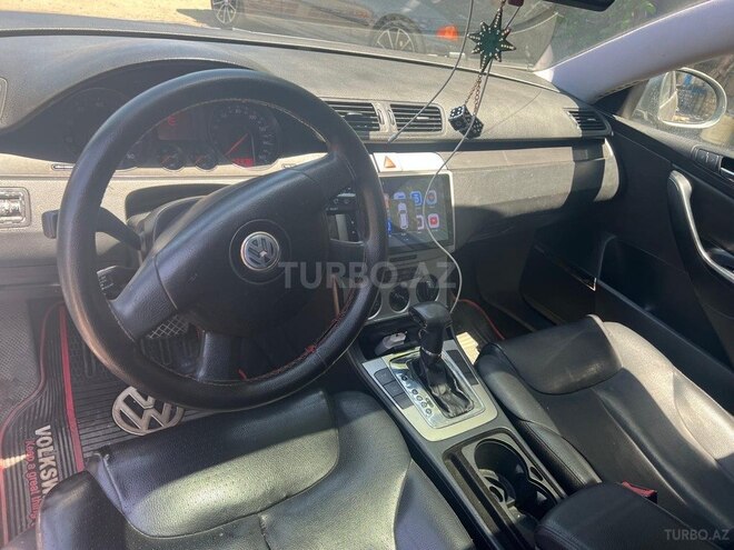 Volkswagen Passat 2005, 212,780 km - 2.0 l - Bakı
