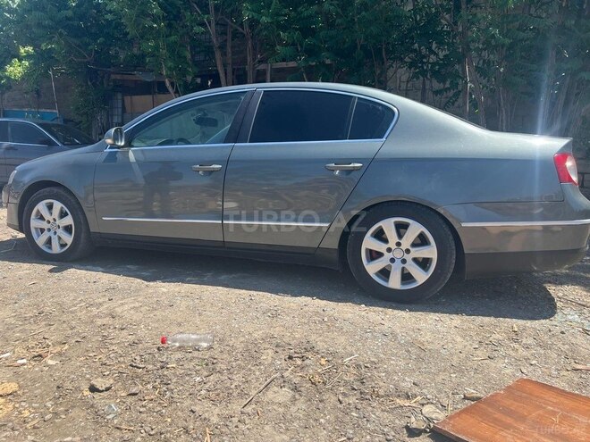 Volkswagen Passat 2005, 212,780 km - 2.0 l - Bakı