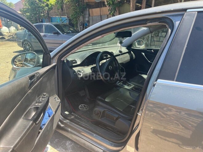 Volkswagen Passat 2005, 212,780 km - 2.0 l - Bakı
