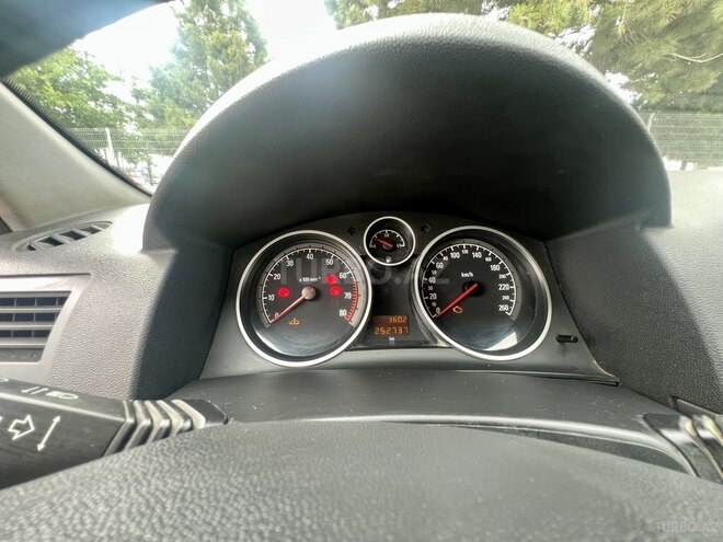 Opel Astra 2005, 252,737 km - 1.4 l - Şamaxı