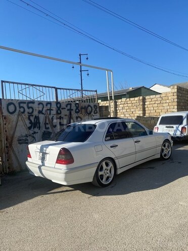 Mercedes C 230 1999, 297,000 km - 2.3 l - Qəbələ