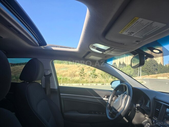 Hyundai Elantra 2017, 143,059 km - 2.0 л - Bakı