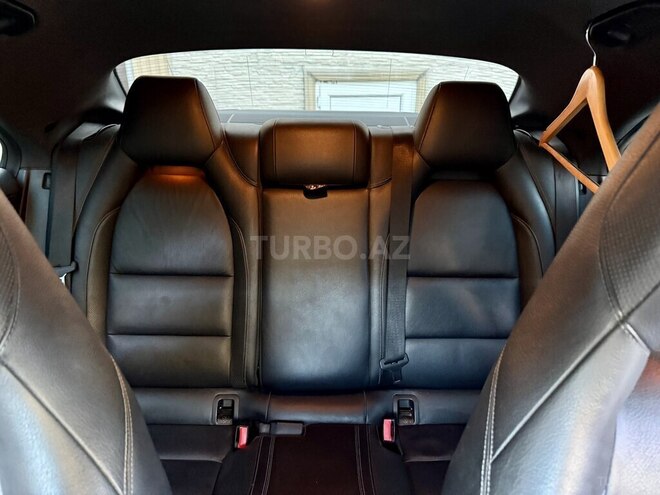 Mercedes CLA 250 4MATIC 2014, 156,000 km - 2.0 л - Bakı