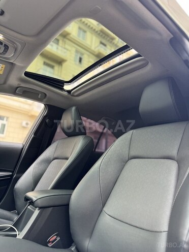 Toyota Corolla 2024, 20,000 km - 1.8 л - Bakı