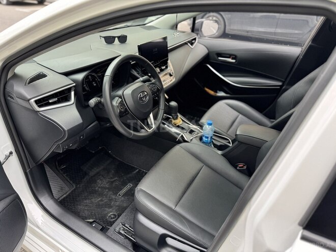 Toyota Corolla 2024, 20,000 km - 1.8 л - Bakı