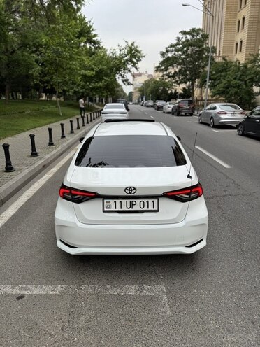 Toyota Corolla 2024, 20,000 km - 1.8 л - Bakı