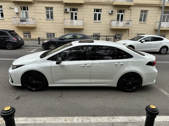 Toyota Corolla 2024, 20,000 km - 1.8 л - Bakı