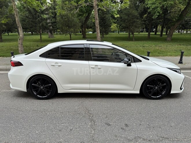 Toyota Corolla 2024, 20,000 km - 1.8 л - Bakı