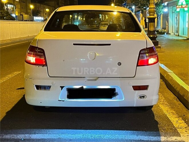 Iran Khodro Runna 2013, 427,300 km - 1.6 l - Bakı