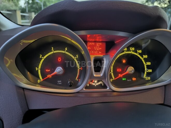 Ford Fiesta 2009, 135,481 km - 1.4 л - Zərdab