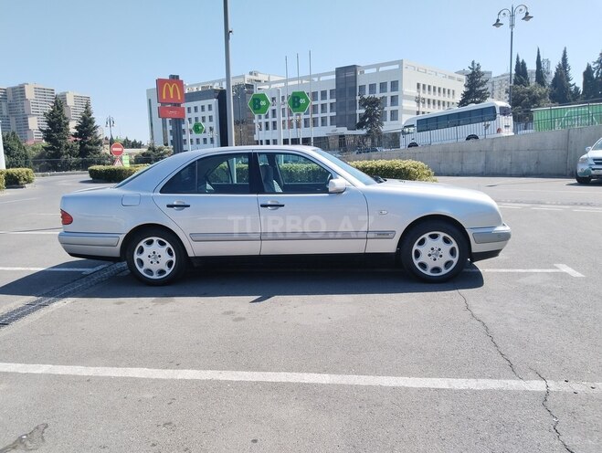 Mercedes E 240 1998, 347,000 km - 2.4 l - Bakı