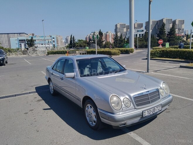 Mercedes E 240 1998, 347,000 km - 2.4 l - Bakı