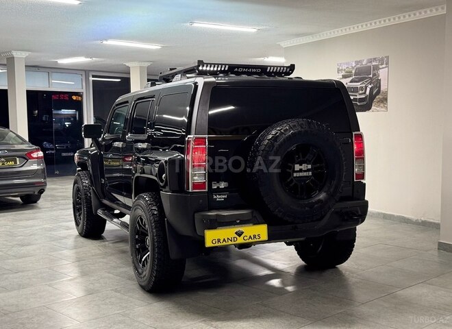 Hummer H3-9