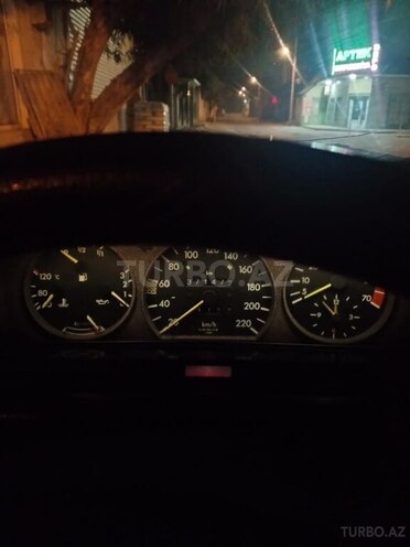 Mercedes 190 1989, 384,000 km - 2.0 l - Bakı