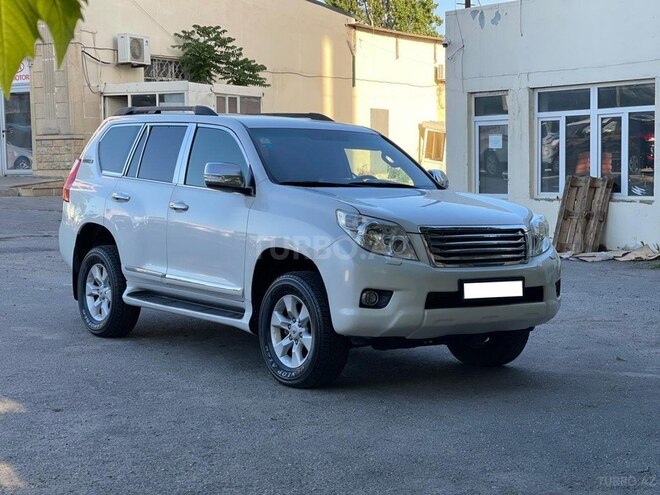 Toyota Land Cruiser Prado 2013, 131,000 km - 2.7 л - Bakı